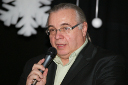 Moderator Michel
                Richter